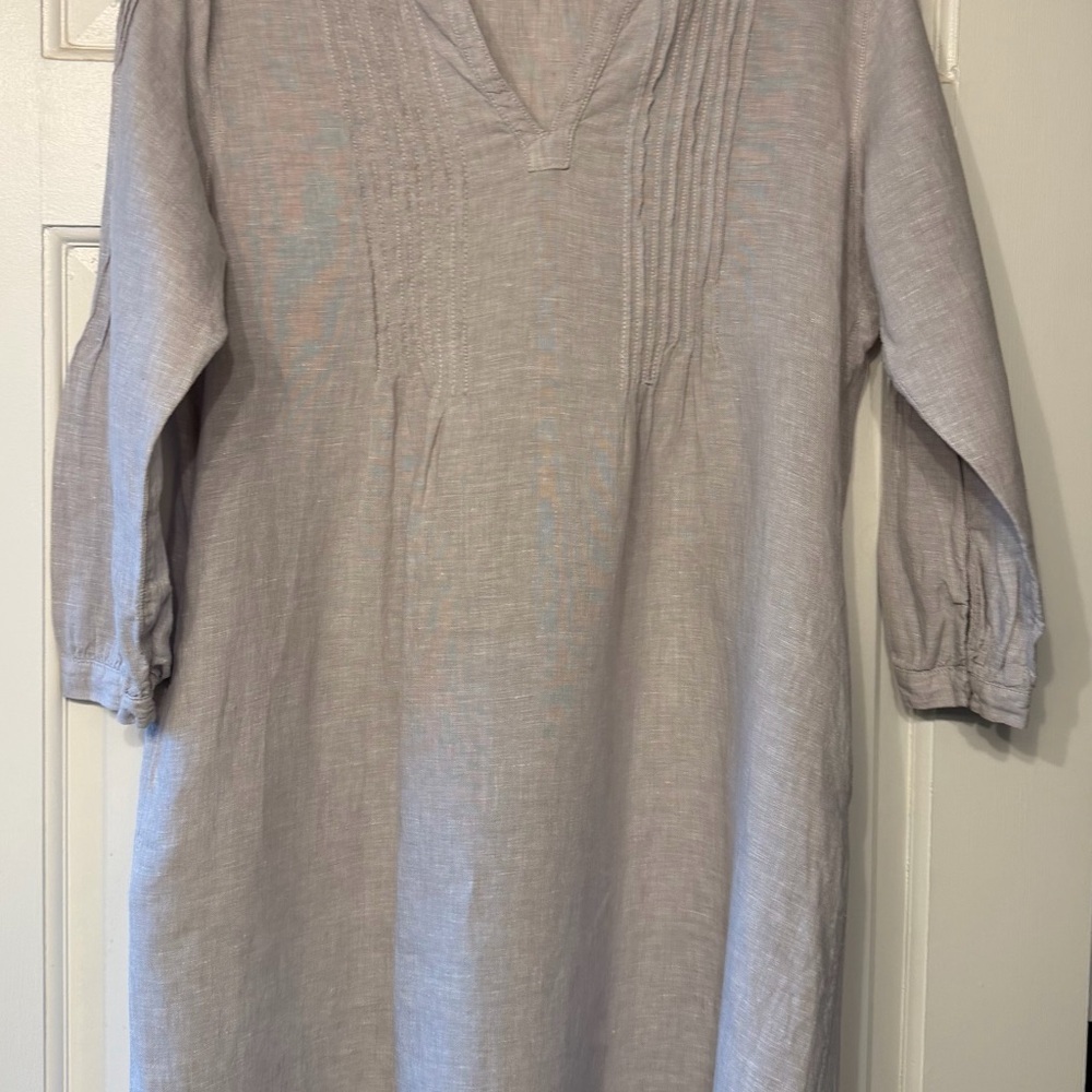 Tahari Tan Chambray Linen Dress with V-Neck